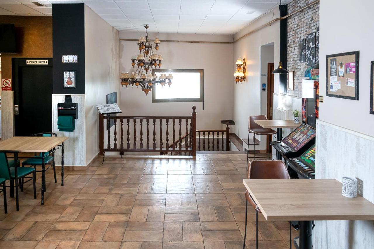 Hostal El Trillero Alcañiz Εξωτερικό φωτογραφία